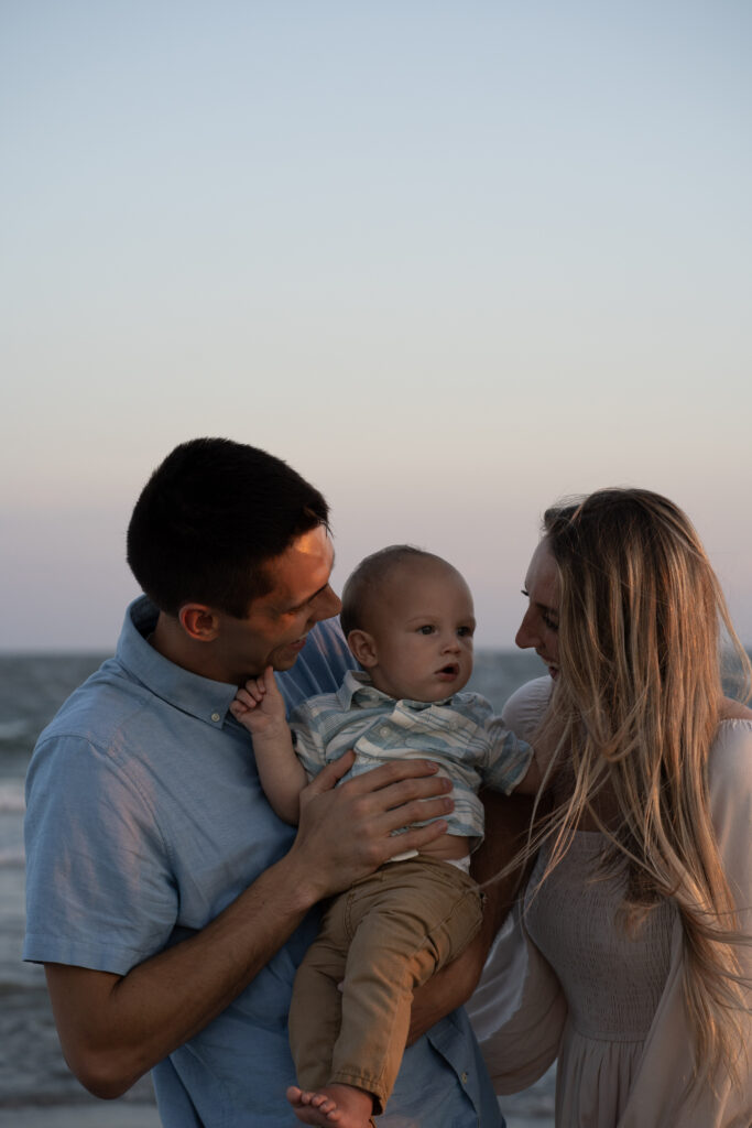 Bismarck ND Family in coordinating outfits for photo session